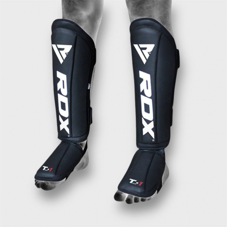 Захист гомілки та стопи RDX Molded black