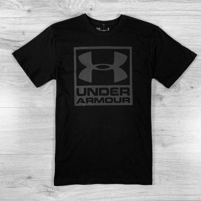 Мужская футболка UA Boxed Sportstyle black all Мужская футболка UA Boxed Sportstyle black all